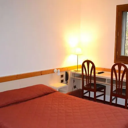 Citotel Les Alizes 2* Eysines
