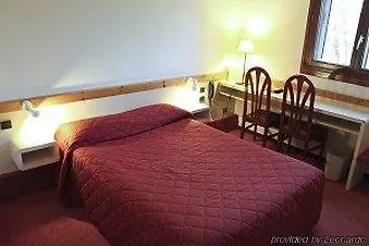 Citotel Les Alizes إيزين